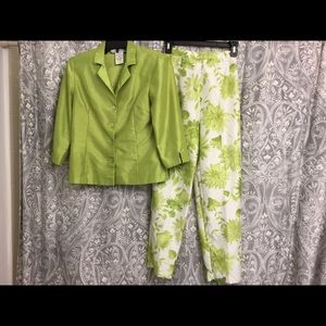 lime green pant suit by Jessica Howard  6P